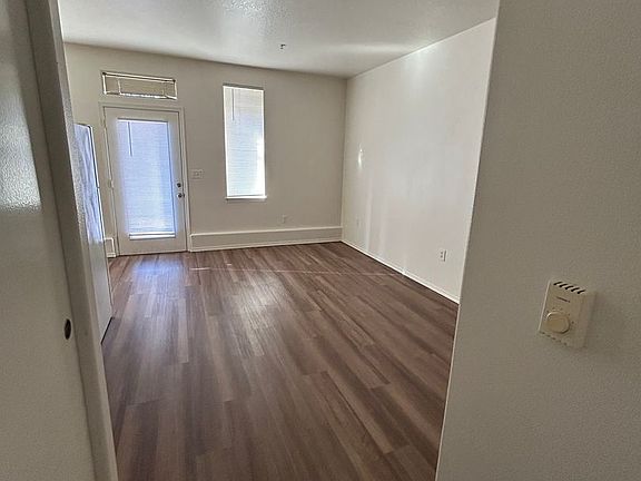 3rd image of 1620 SE Cesar E Chavez Blvd APT 102