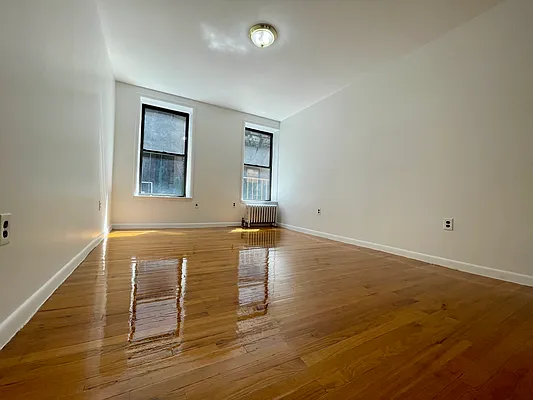 Rented by Building Equity Real Estate LLC | media 10