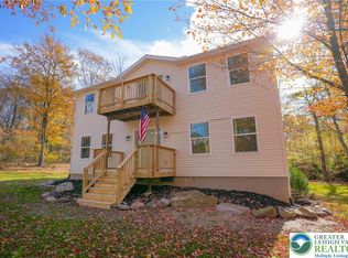 31 Orange Ln, Jim Thorpe, PA 18229