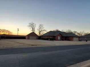 114 Eubanks, Tahlequah, OK 74464