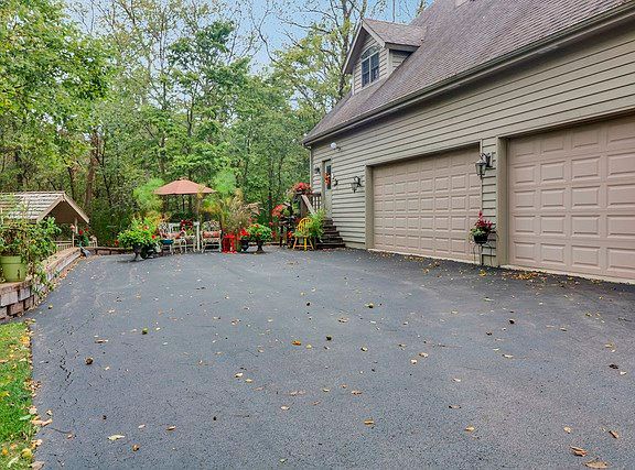 5th image of 8920 N Stonewall Dr