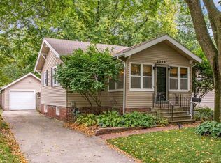 2023 37th St, Des Moines, IA 50310