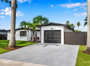 8721 SW 200th Ter, Cutler Bay, FL 33189