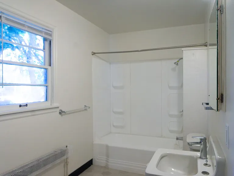 The Interurban Apartments — Photo 20