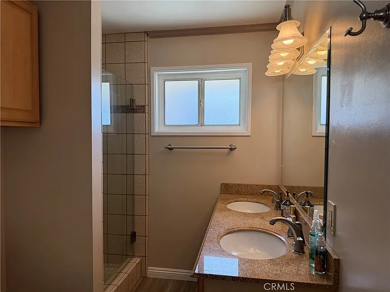 21112 E Brookport St — Photo 10