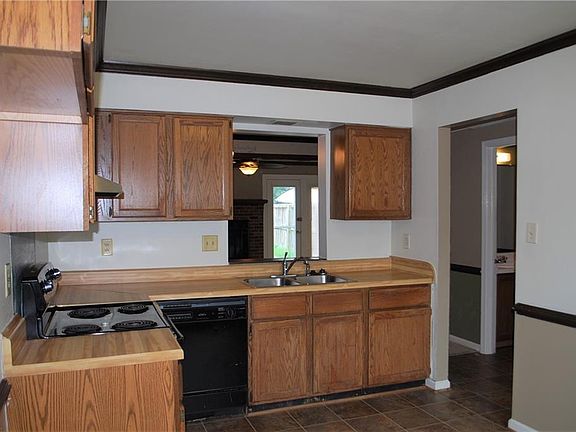 5th image of 1425 Carabao Cir