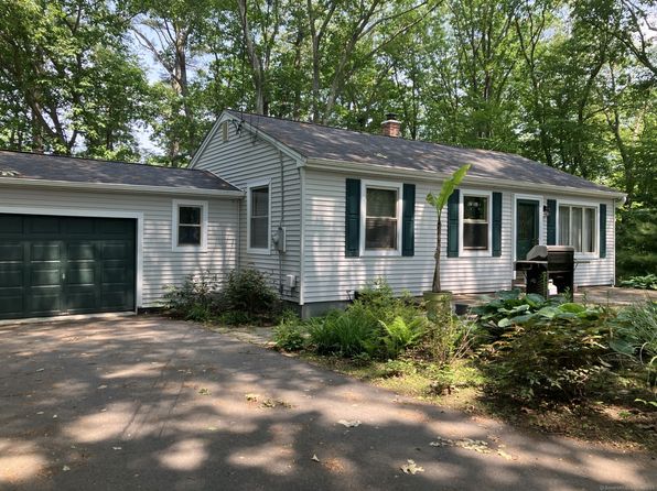 229 Wauregan Rd
