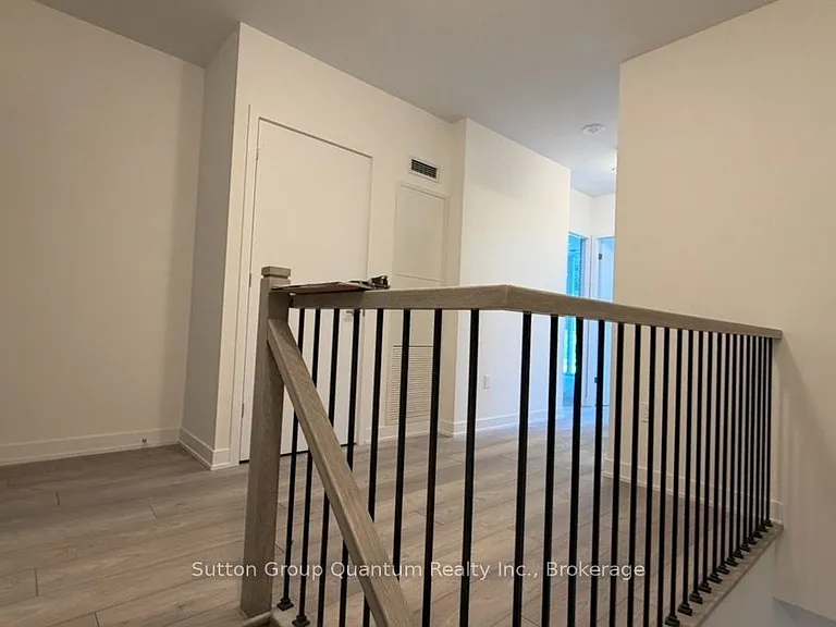 5858 Yonge St #Townhouse 01 — Photo 13