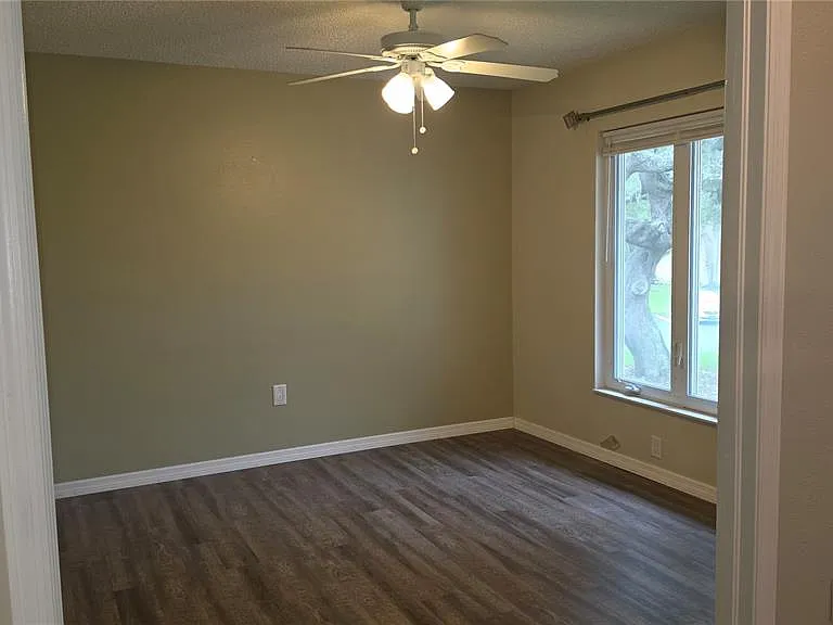 12119 Sunny Glen Ln #E2 — Photo 11
