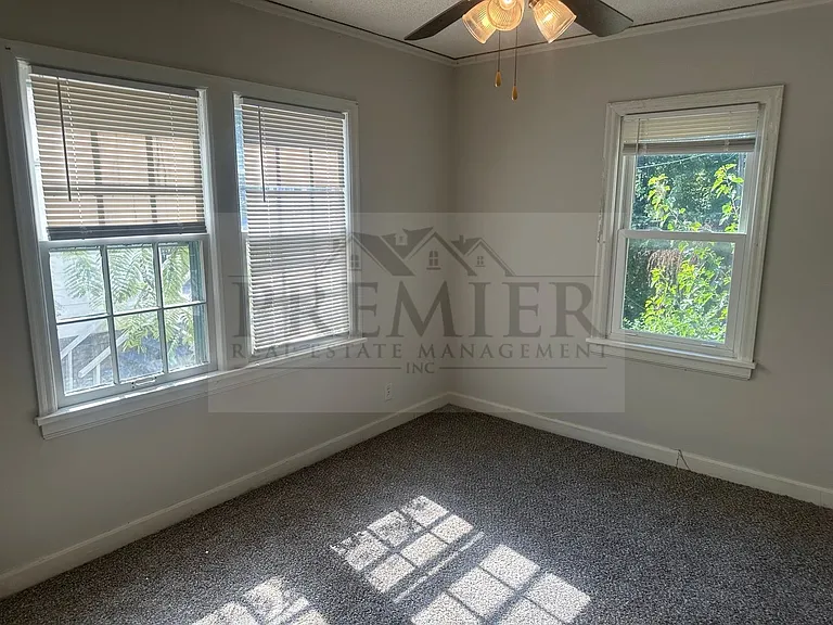 6328 College Ave — Photo 15