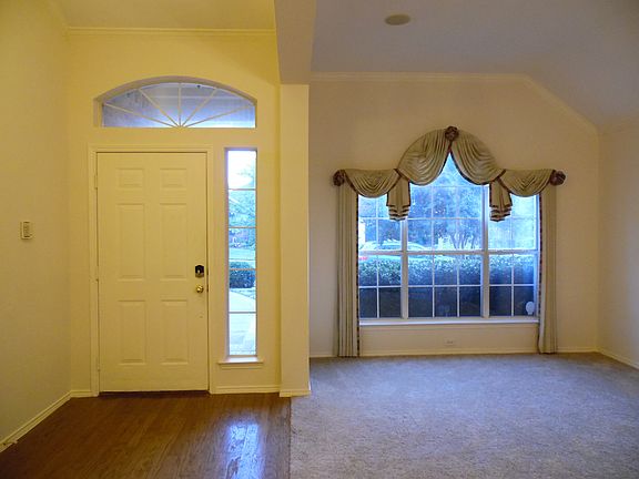 5th image of 3609 Saint Johns Dr