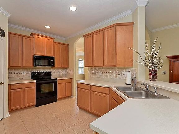 5th image of 10912 Australian Pine Dr