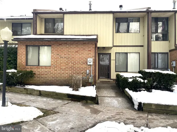 2204 Greenwood Dr, Lindenwold, NJ 08021