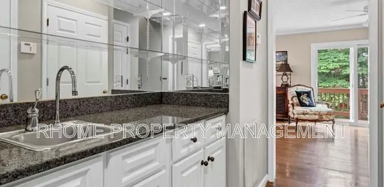 903 Dunwoody Chace — Photo 9