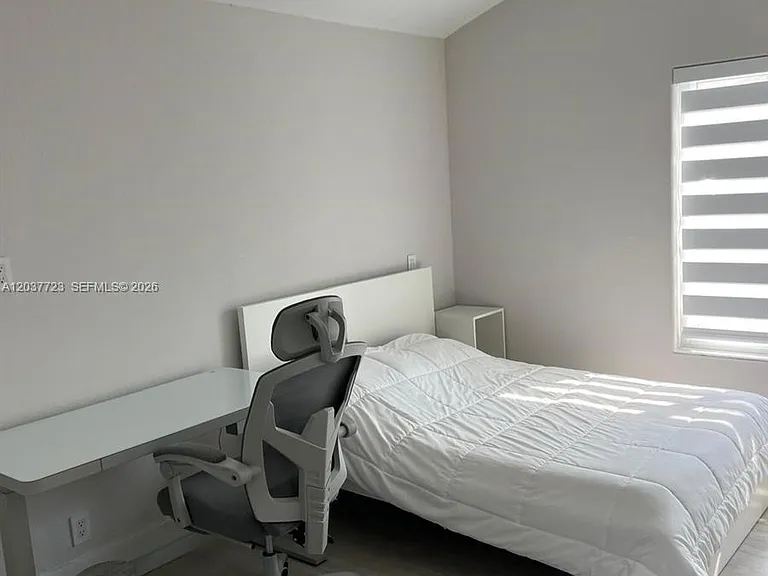 1130 Spyglass — Photo 33