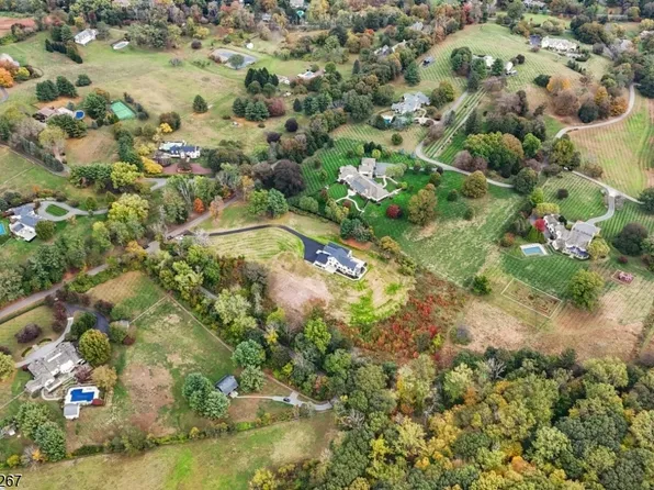 465 Cherry Ln, Mendham Boro, NJ 07945