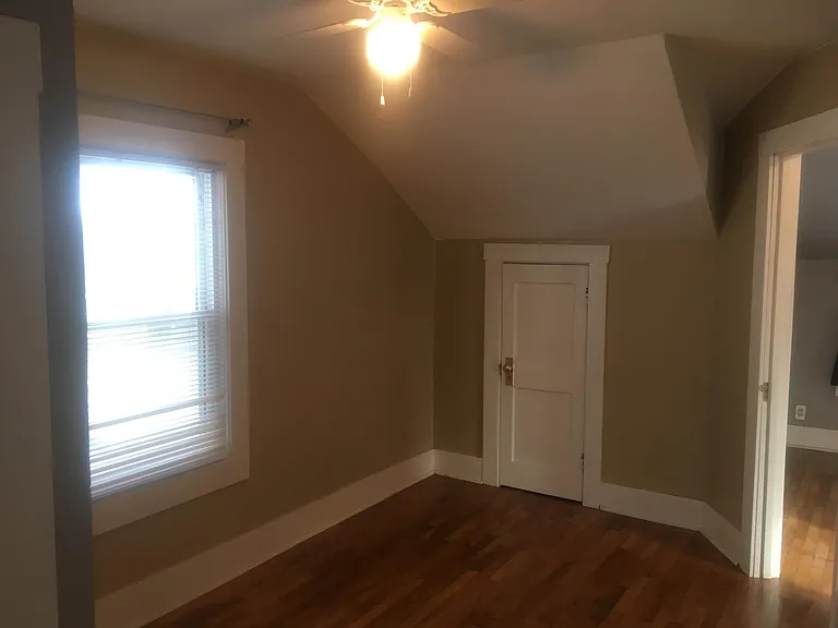 835 SW Jewell Ave — Photo 6