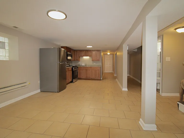 1519 N Linder Ave #G — Photo 2
