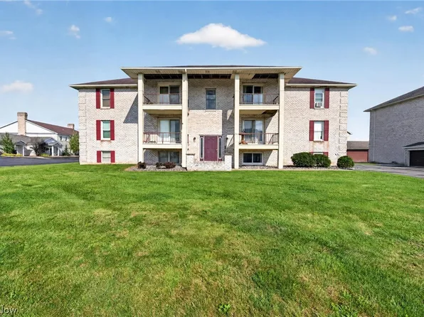 7349 Eisenhower Dr Unit 2, Youngstown, OH 44512
