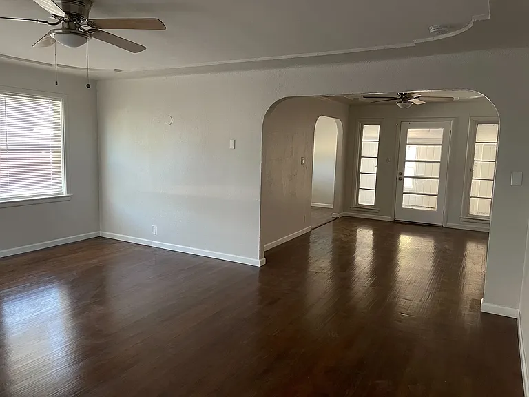 720 Virginia St — Photo 12