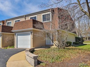 64 N Park Blvd, Glen Ellyn, IL 60137