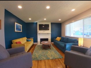 15045 SE Lincoln St, Portland, OR 97233