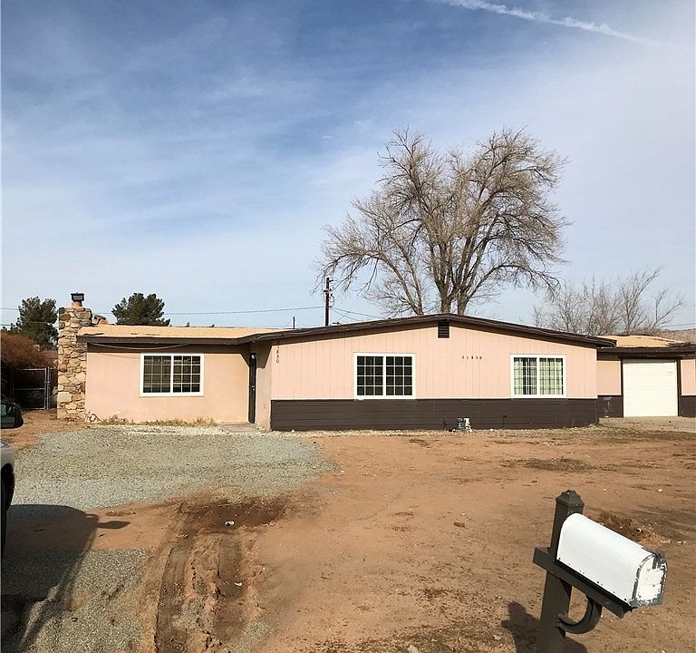 1st image of 21830 Klickitat Ave