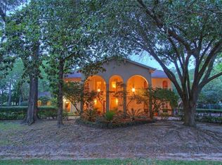 572 Roanoke Dr, Conroe, TX 77302