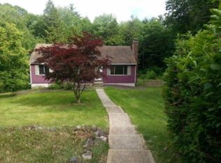 35 Country Acres Rd, Sandown, NH 03873