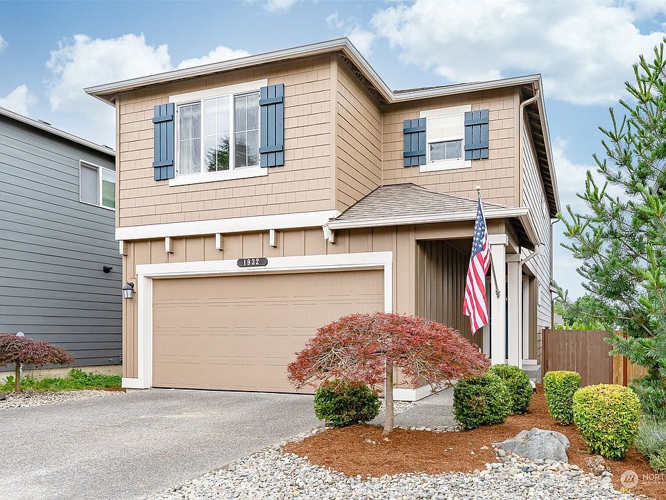 1st image of 1932 76th Avenue SE