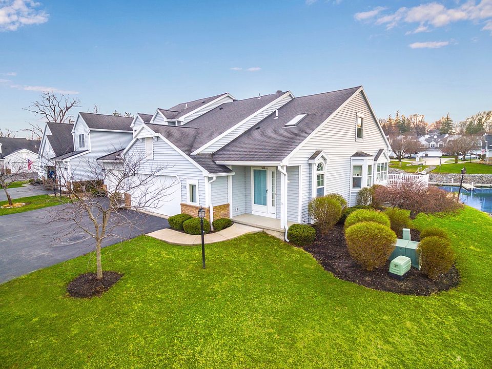 1st image of 106 Yacht Club Dr