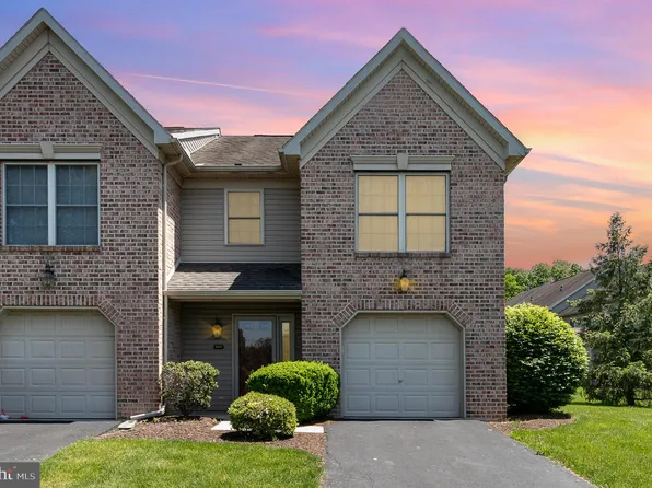 469 Stonehedge Ln, Mechanicsburg, PA 17055