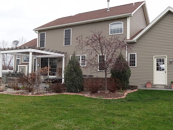 4th image of 108 Jade Creek Dr