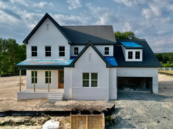 6212 Caprine St #7, Fuquay Varina, NC 27526