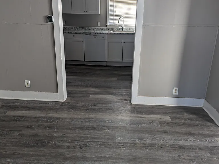 7 Dawson Pl #1 — Photo 7