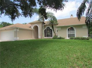 313 Columbus St, Sebastian, FL 32958