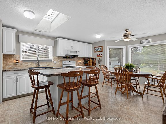3rd image of 5411 Elliott Side Rd #27