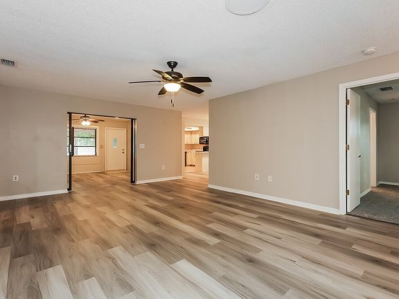 3rd image of 1963 Country Meadows Way