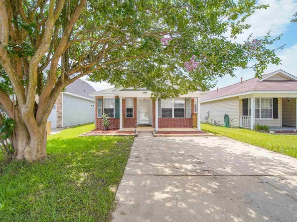 4008 Glenway Dr, Bellview, FL 32526