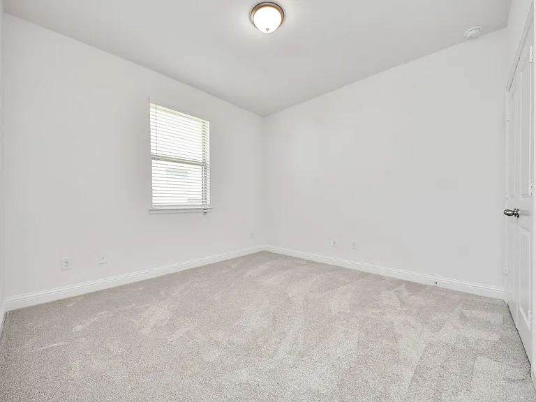 4030 Colony Ln — Photo 15