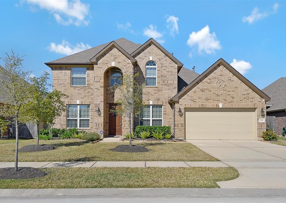 1st image of 13010 Hazelwood Hollow Dr