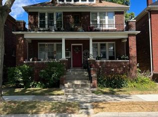 914 Beaconsfield Ave APT 2, Grosse Pointe, MI 48230