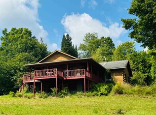 376 Stephenson Hts, Irasburg, VT 05845
