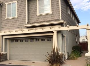 6125 Moore Pl, Dublin, CA 94568