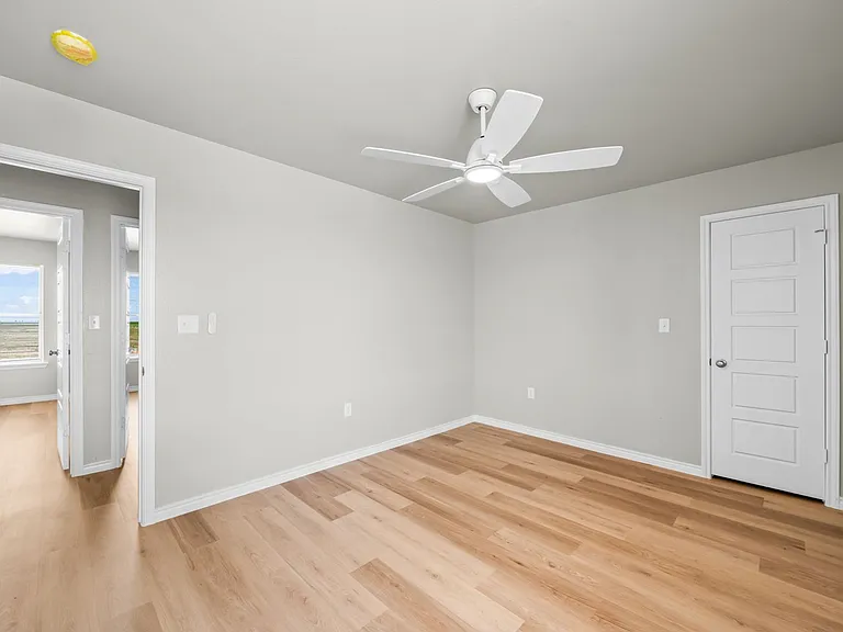 11409 N Cres #2800-B — Photo 18