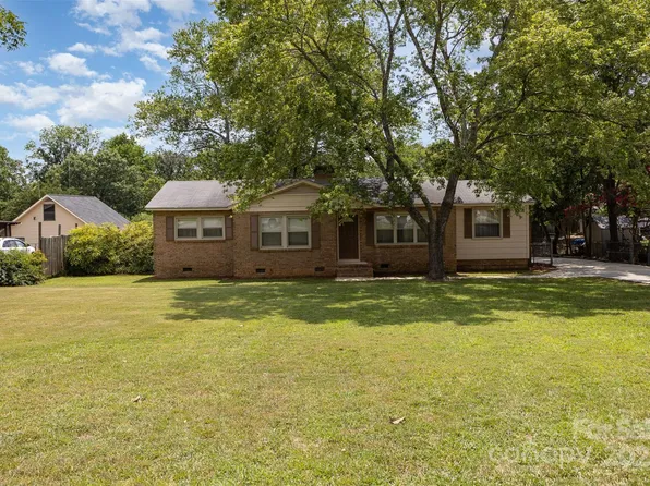 754 Cambridge Cir, Rock Hill, SC 29730