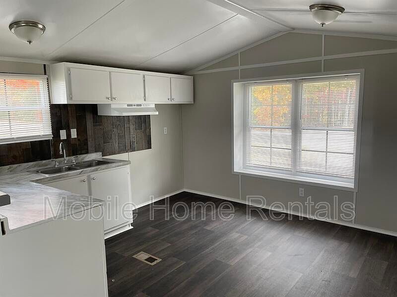 1st image of 2251 E Wade Ave