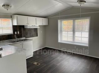 2251 E Wade Ave, Morganton, NC 28655