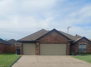 4917 SE 52nd St, Del City, OK 73135