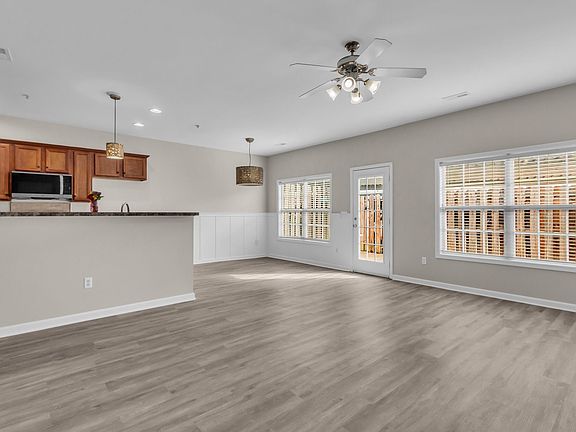 4th image of 3008 Michael Ln